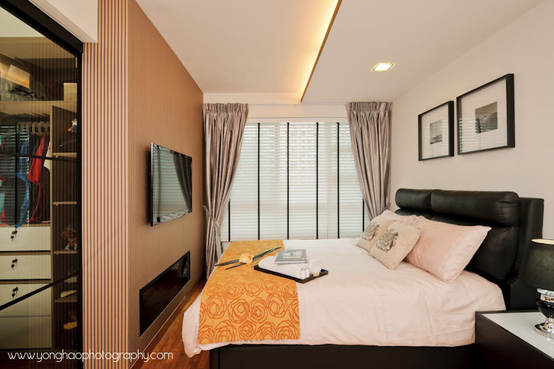 Master bedroom ID by Icon Interior Design by YongHao Photography Master bedroom ID by Icon Interior Design by YongHao Photography
