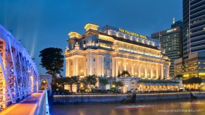 Singapore Iconic Fullerton Hotel Exterior with Anderson Bridge Aspect Ratio 16:9