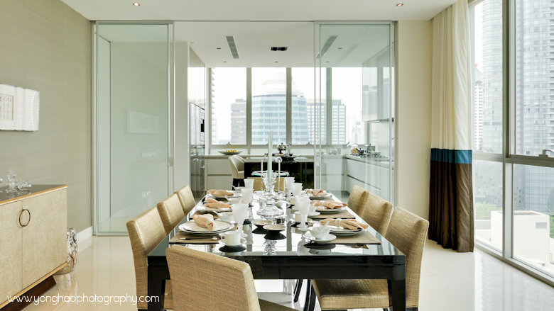 Dining towards kitchen - Interior photography by YongHao Photography